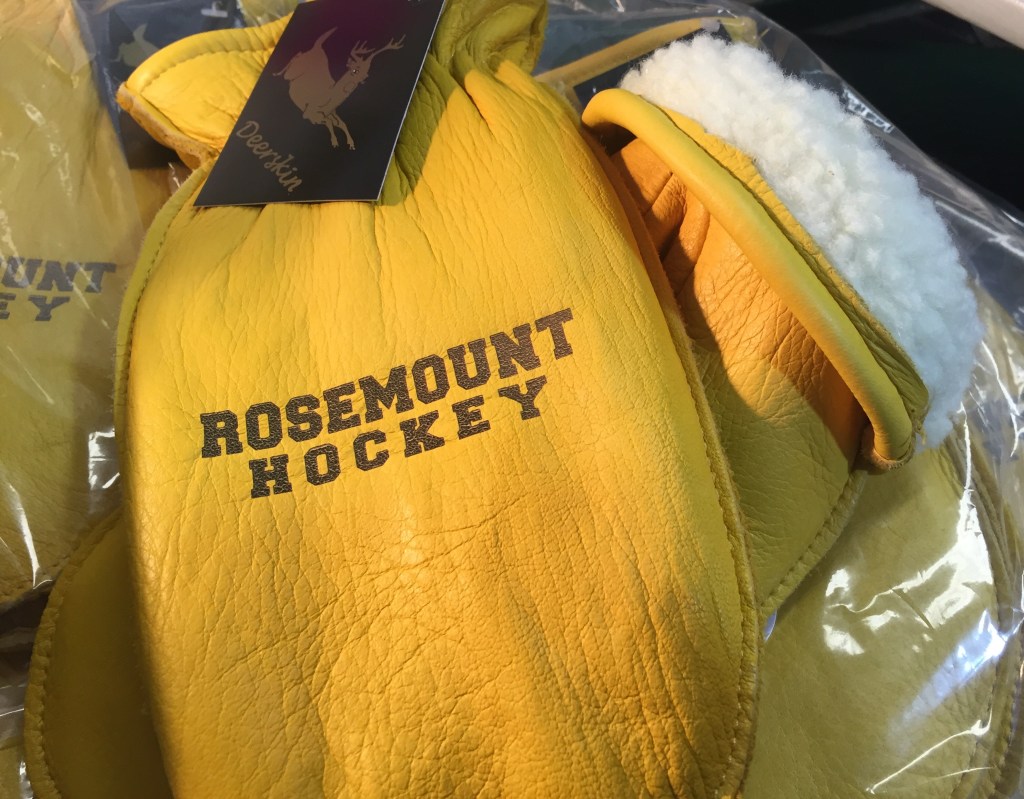 custom embossed chopper mitten, hockey mitten